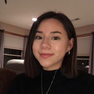 Meet your Posher, Dayna